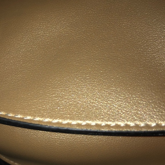 Handbag - Picture 6 of 8